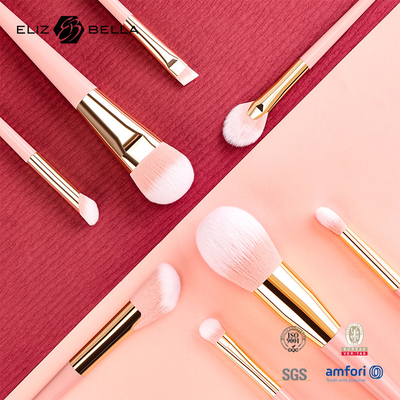 Màu đỏ được sử dụng với tóc tổng hợp bàn chải mỹ phẩm đặt cho kết quả hoàn hảo